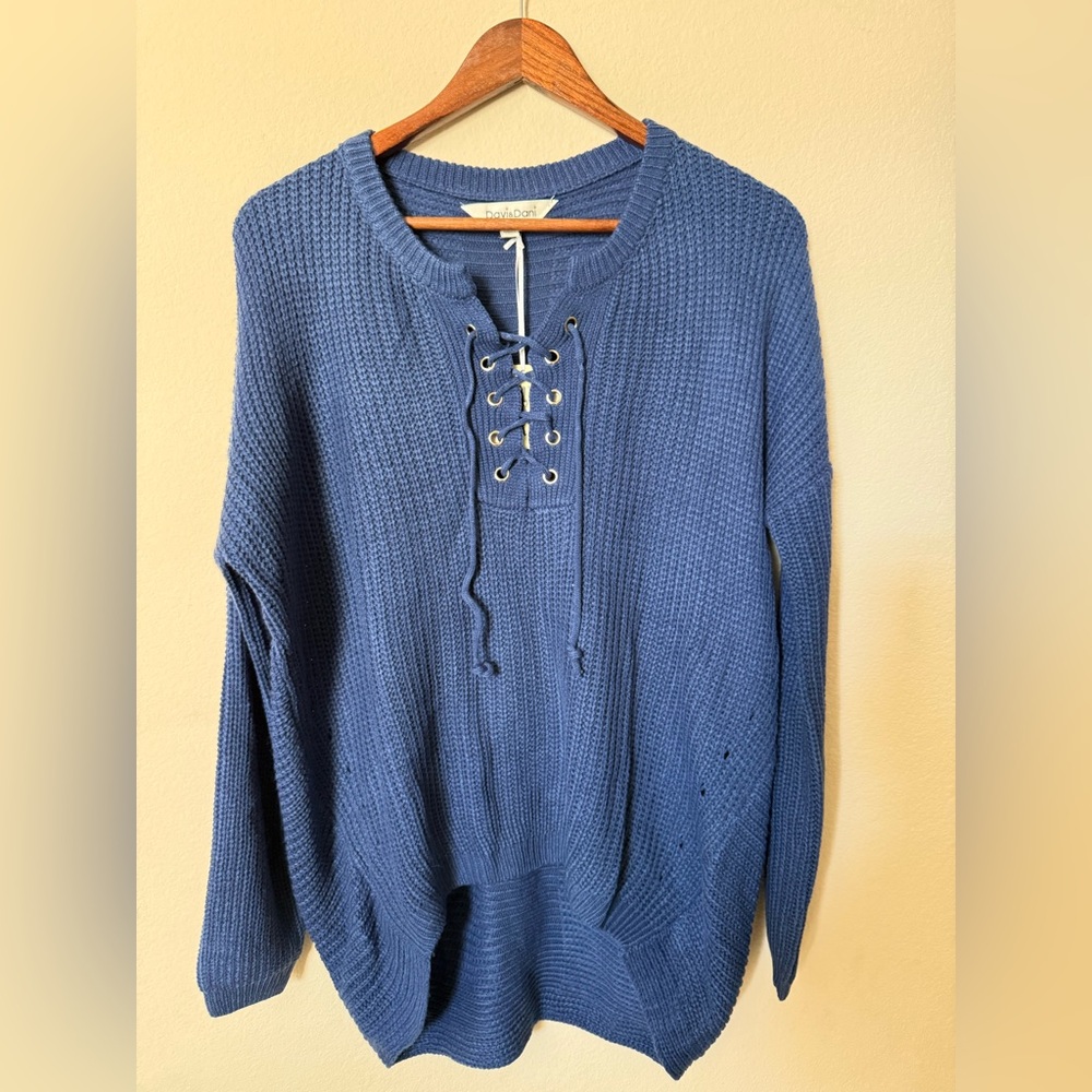 Davi & Dani Sweater/Tunic Lace-Up Crew Neck Sweater Blue Medium NWT